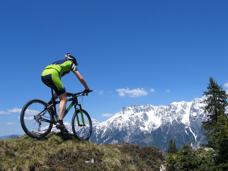 Ciclismo Salamanca consigue el equipamiento adecuado